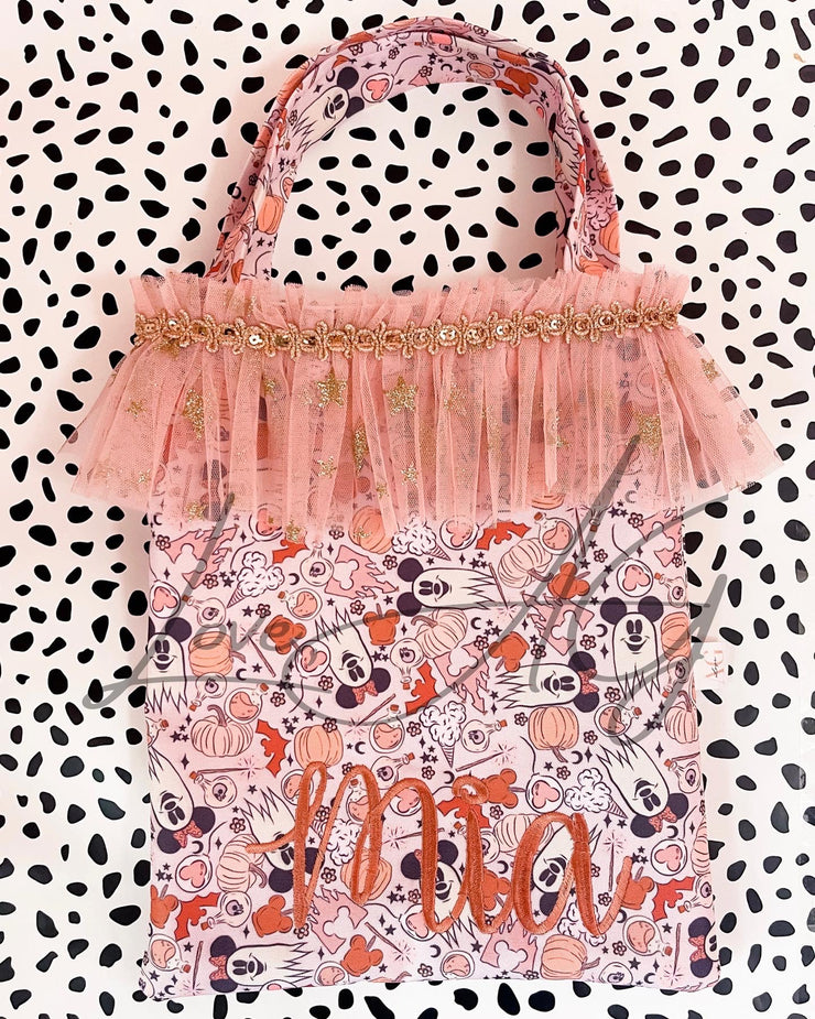 SPOOKY TOTES