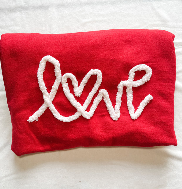 Lover - Chunky Yarn embroidered sweater